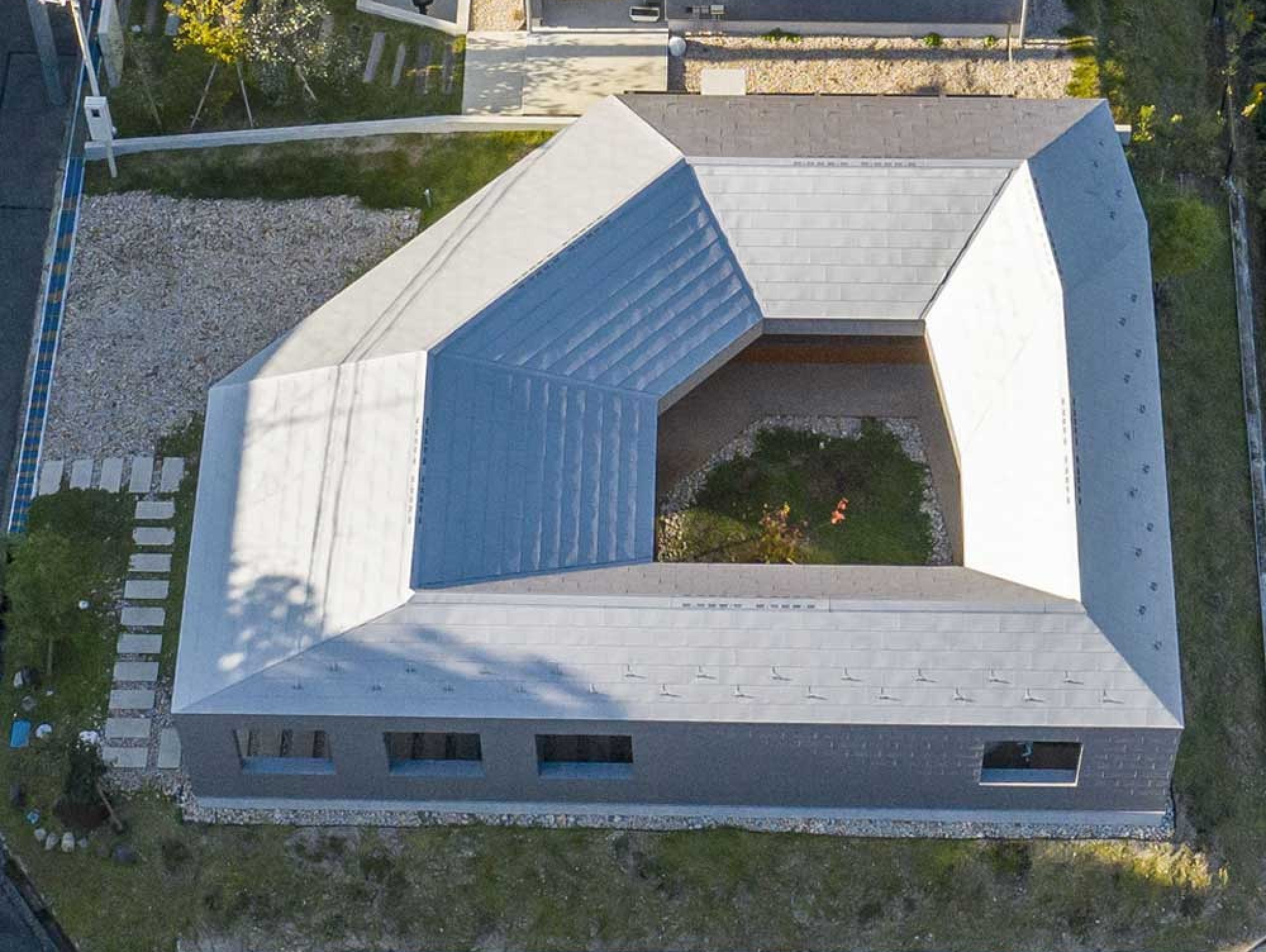 和邇のコート・ハウス